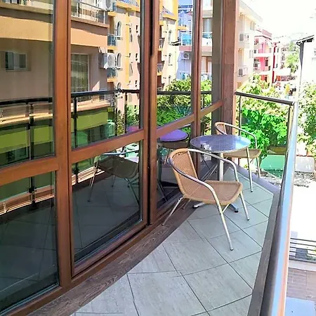 Eurohotel מלון פרימורסקו