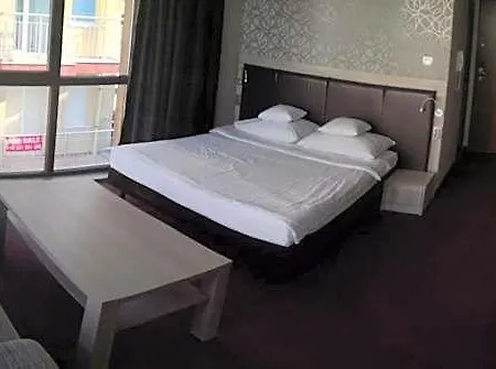 Eurohotel מלון *